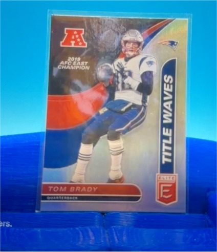 2020 Panini Donruss Elite #8 Tom Brady Title Waves — front