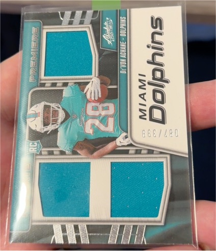 2023 Panini Absolute Rookie Premiere Materials #RPM-DA De'Von Achane — front