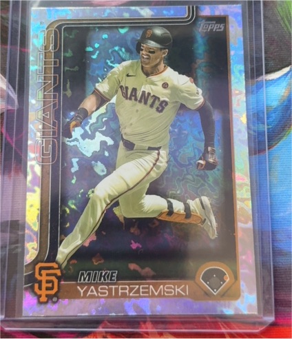 2025 Topps Chrome #40 Mike Yastrzemski — front