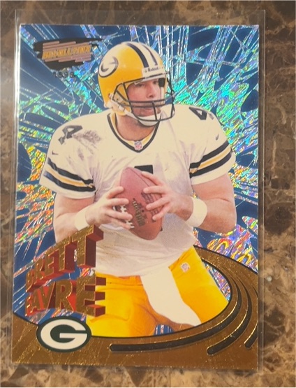 1999 Pacific Revolution #68 Brett Favre — front