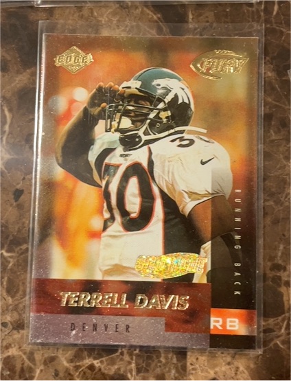 1999 Collector's Edge Fury Gold Ingot #33 Terrell Davis — front