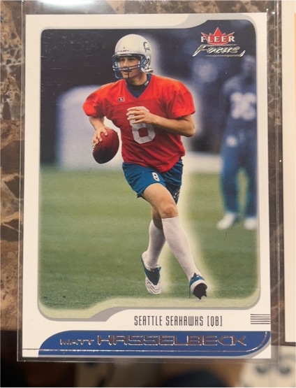 2001 Fleer Focus #32 Matt Hasselbeck Seattle Seahawks — front