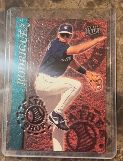1997 Fleer Ultra #2 Alex Rodriguez Leather Shop Seattle Mariners — front