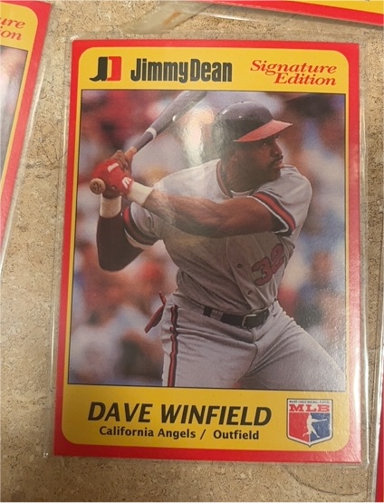 1991 Jimmy Dean Signature Edition #22 Dave Winfield — front