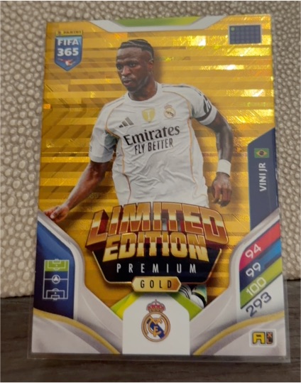 2026 Panini Adrenalyn XL FIFA 365 Limited Edition Gold Vinicius Jr — front