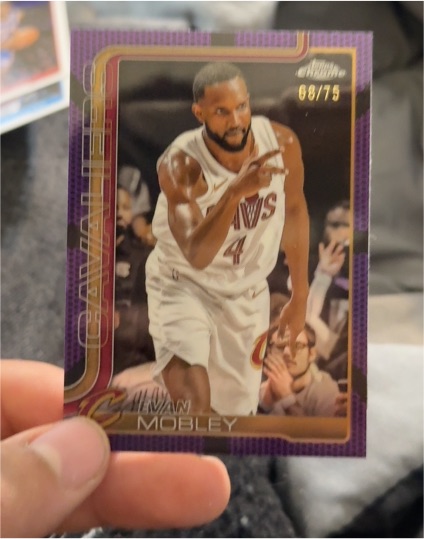 2025-26 Topps Chrome #67 Evan Mobley — front