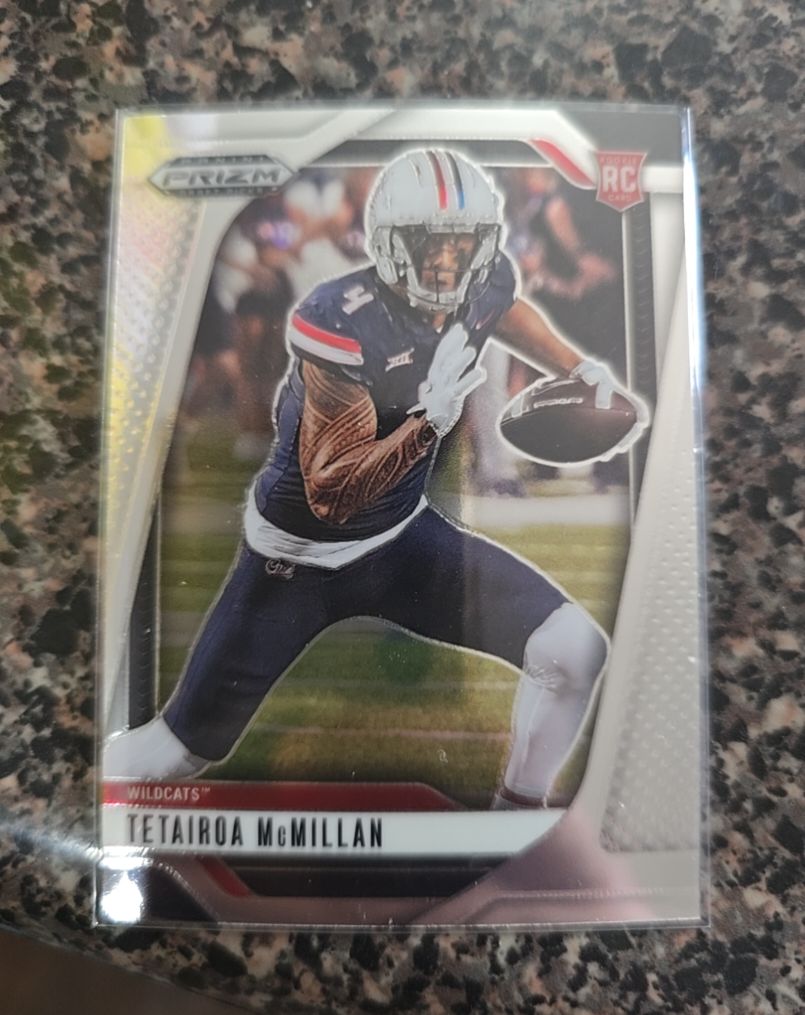 2025 Panini Prizm Draft Picks #8 Tetairoa McMillan — front