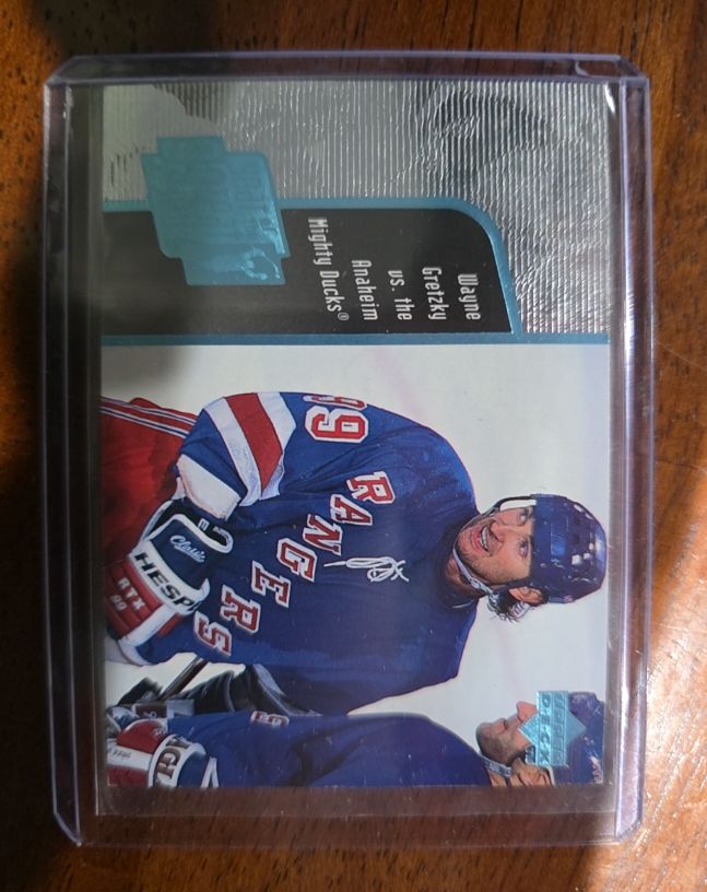 1998-99 Upper Deck Year of the Great One #GO2 Wayne Gretzky — front