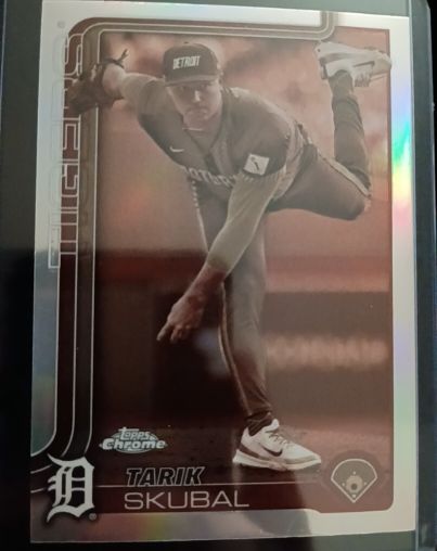 2025 Topps Chrome #258 Tarik Skubal — front