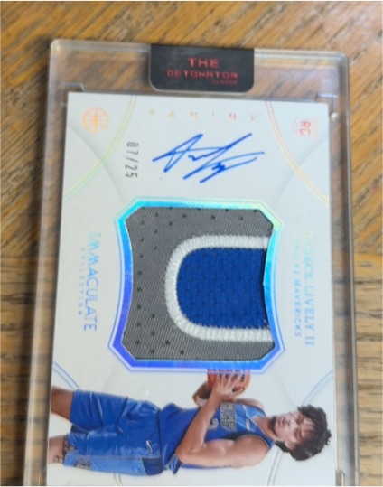 2021 Panini Immaculate Collection #Derek Lively II Rookie Patch Auto — front