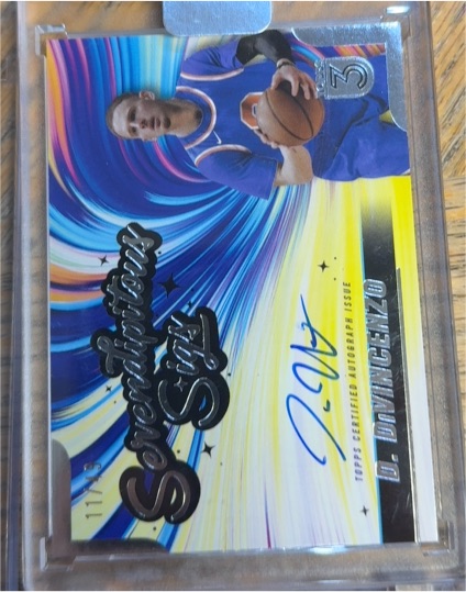 2024 Topps 3 Serendipitous Sigs #SS-DD Donte DiVincenzo — front