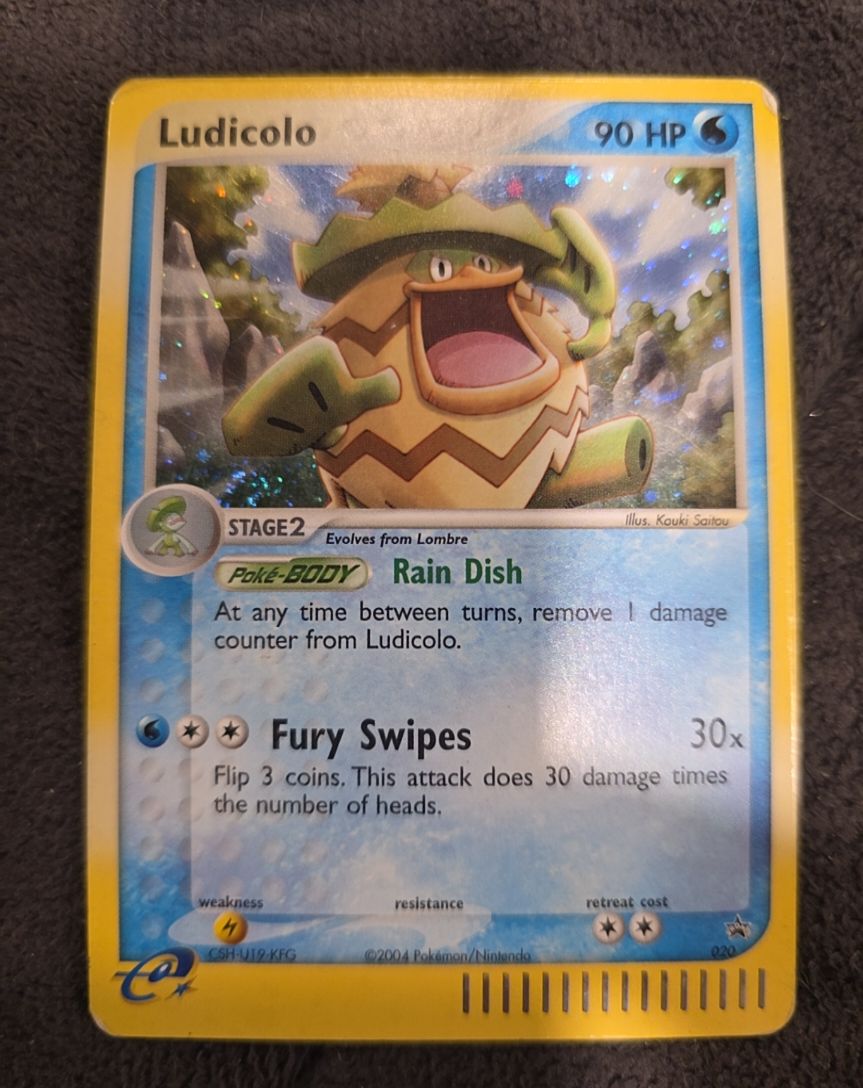 2004 Pokémon #020 Ludicolo Black Star Promo — front