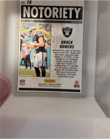 2025 Panini Mosaic Notoriety #10 Brock Bowers — front