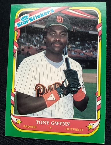 1987 Fleer Star Stickers #52 Tony Gwynn — front