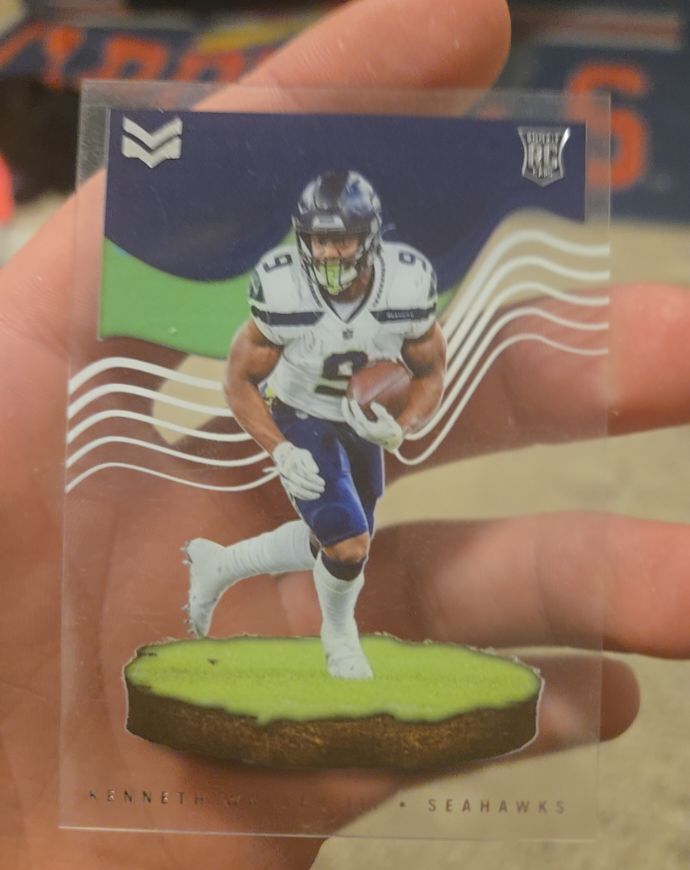 2022 Panini Chronicles Magnitude #MAG-29 Kenneth Walker III — front