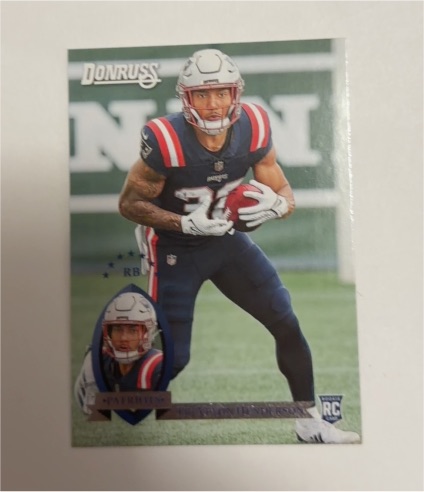2025 Panini Donruss #29 Treveyon Henderson 1995 Retro Rookie Patriots — front
