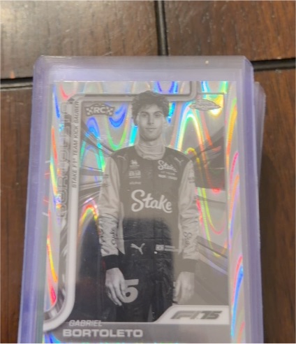 2025 Topps Chrome Formula 1 Gabriel Bortoleto Portrait B&W Raywave Rookie #20 — front