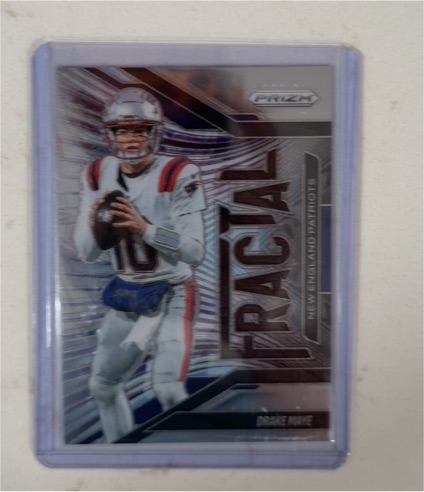 2025 Panini Prizm #7 Drake Maye Fractal — front