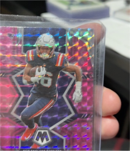 2023 Panini Mosaic Football Pink Mosaic Prizm Virginia Cavaliers Player — front
