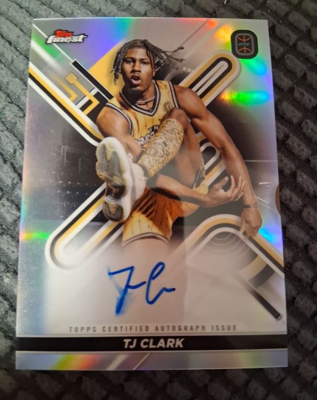 2022 Topps Finest OTE #OTE TJ Clark — front