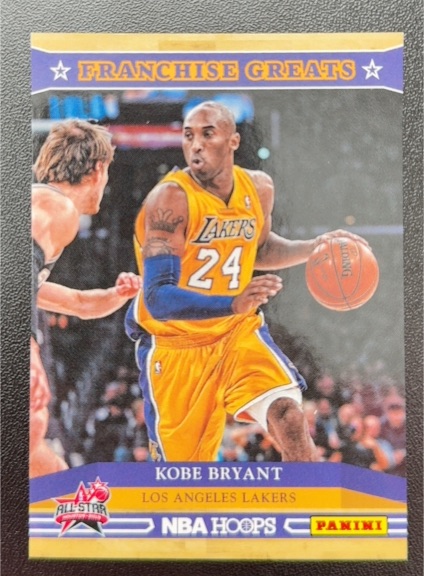 2012-13 Panini NBA Hoops #16 Kobe Bryant — front