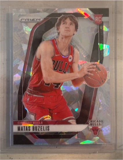 2024-25 Panini Prizm #252 Matas Buzelis — front
