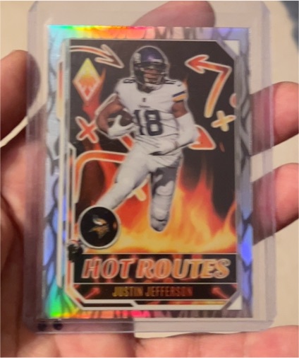 2022 Panini Phoenix Hot Routes #HR-9 Justin Jefferson — front