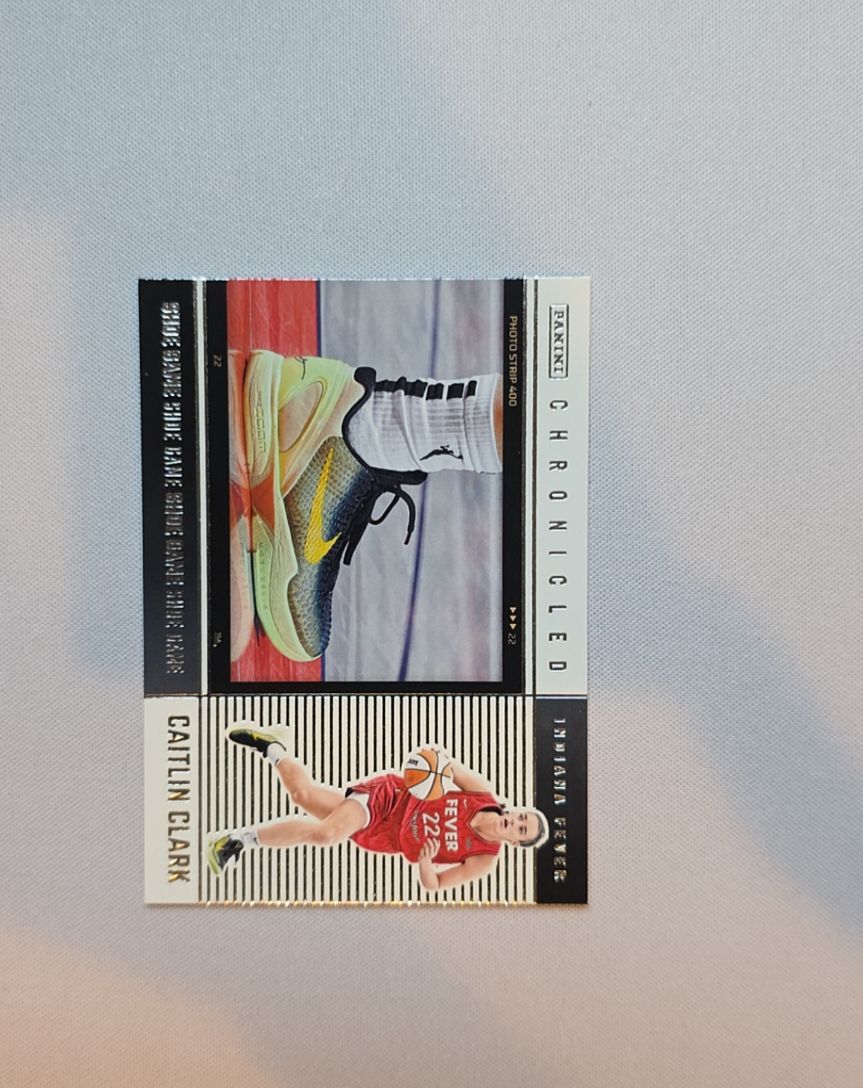 2025 Panini Chronicled #72 Caitlin Clark — front