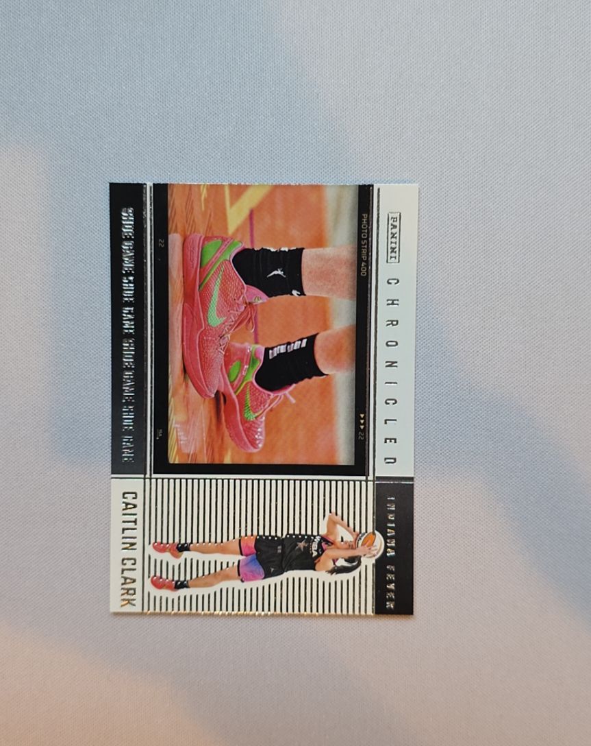 2025 Panini Chronicled #77 Caitlin Clark — front