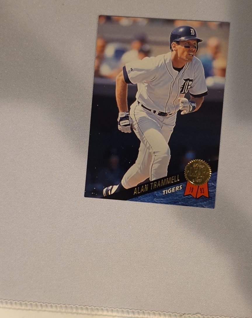 1993 Leaf #421 Alan Trammell Detroit Tigers — front