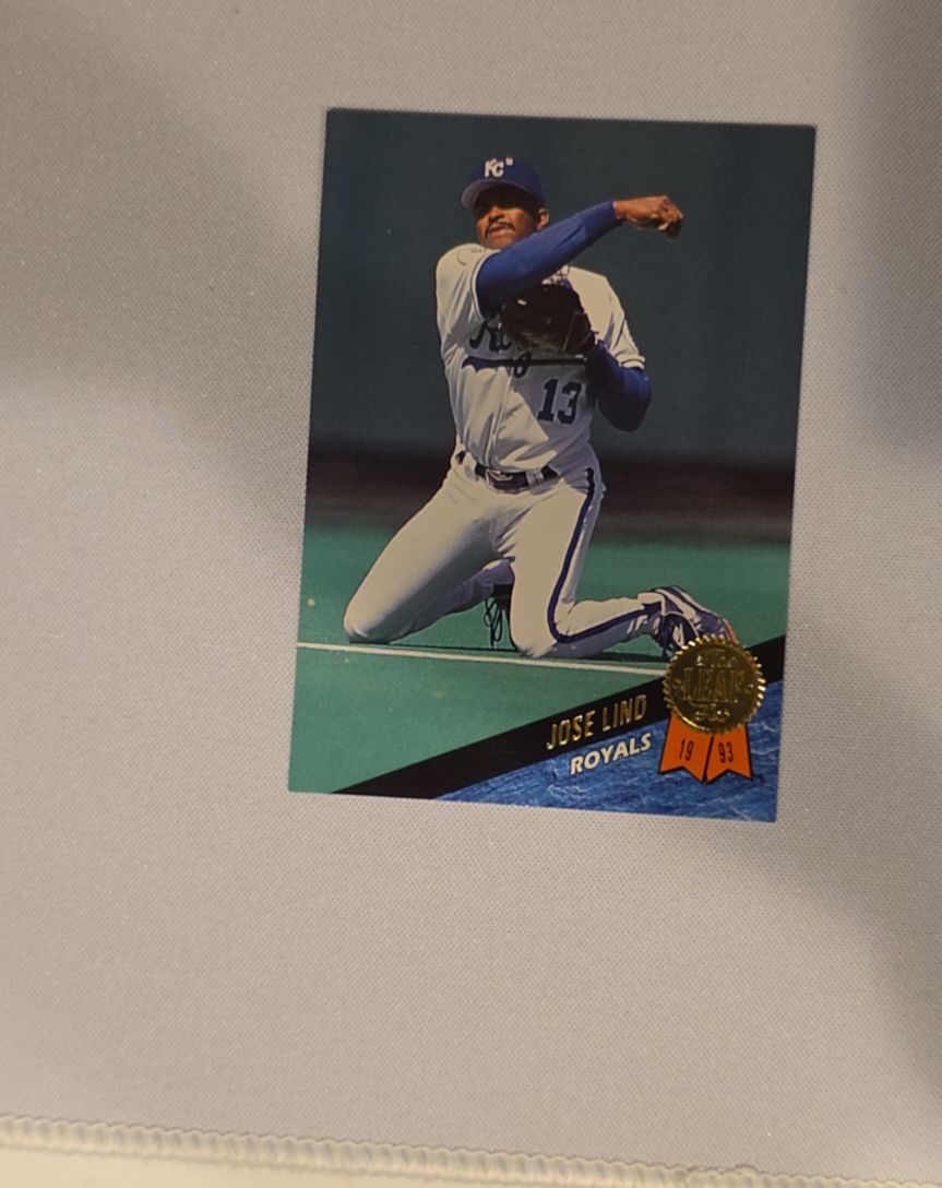 1993 Leaf #unknown Jose Lind — front