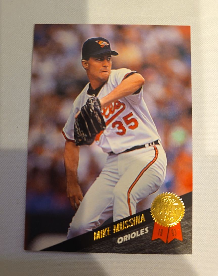 1993 Leaf #343 Mike Mussina Orioles — front