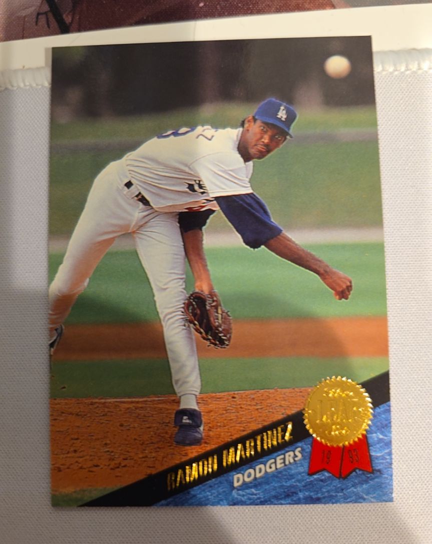 1993 Leaf #335 Ramon Martinez — front