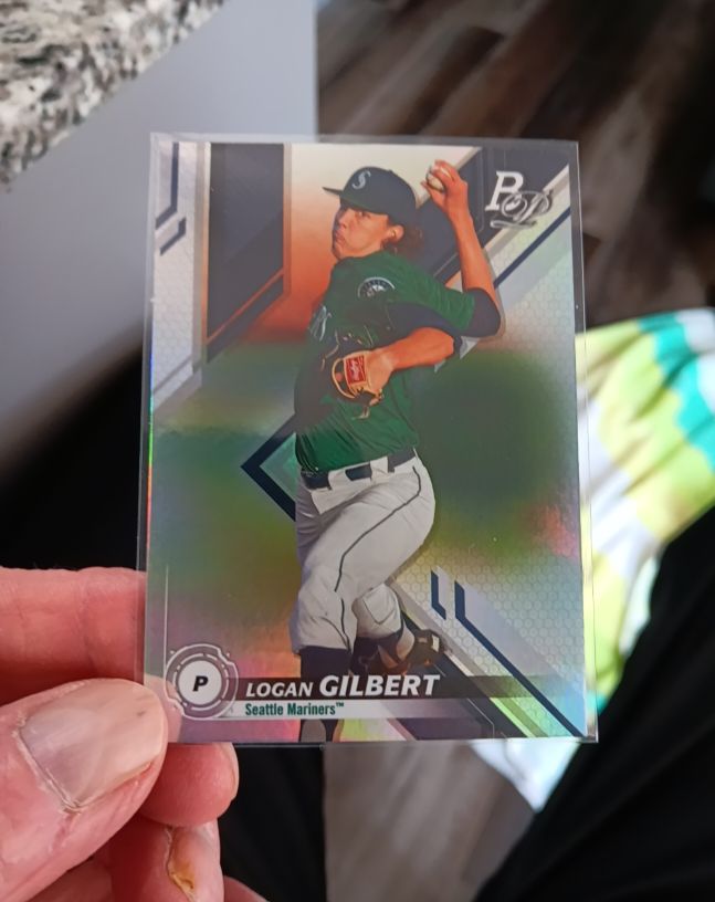 2019 Bowman Platinum Top Prospects #TOP-18 Logan Gilbert — front