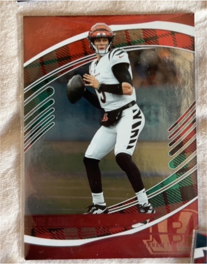 2025 Panini Absolute #37 Joe Burrow — front