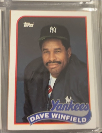 1989 Topps #260 Dave Winfield New York Yankees — front