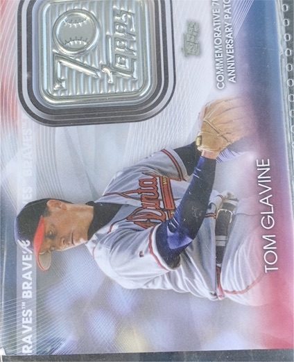 2021 Topps Update #T70P-TG Tom Glavine 70th Anniversary Logo Patch — front