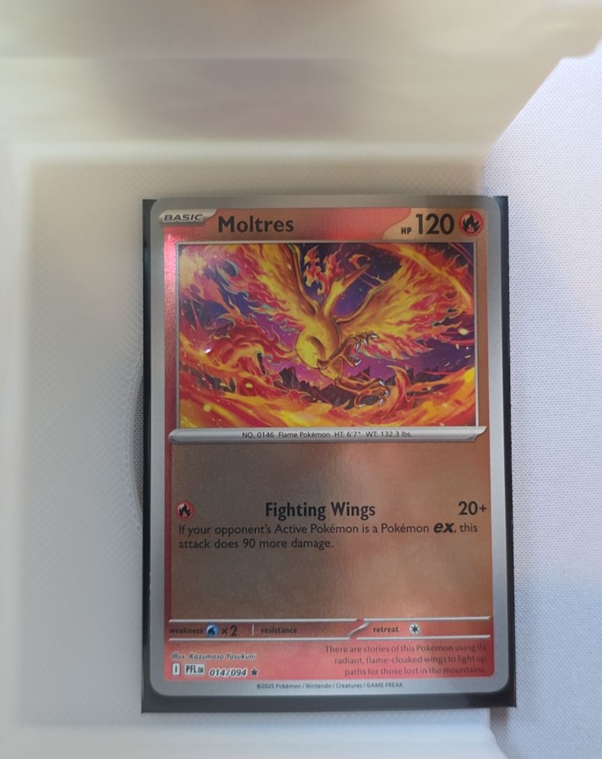 2025 Pokémon #014 Moltres — front