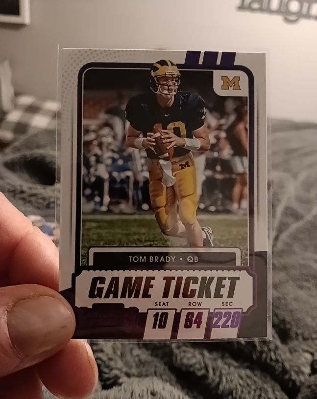2021 Panini Contenders Draft Picks #8 Tom Brady — front