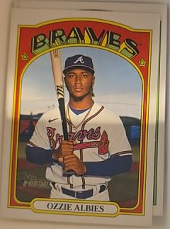 2021 Topps Heritage #558 Ozzie Albies — front