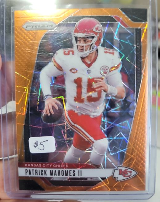 2023 Panini Prizm #15 Patrick Mahomes II — front