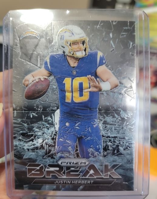 2021 Panini Prizm #PB-1 Justin Herbert Prizm Break — front