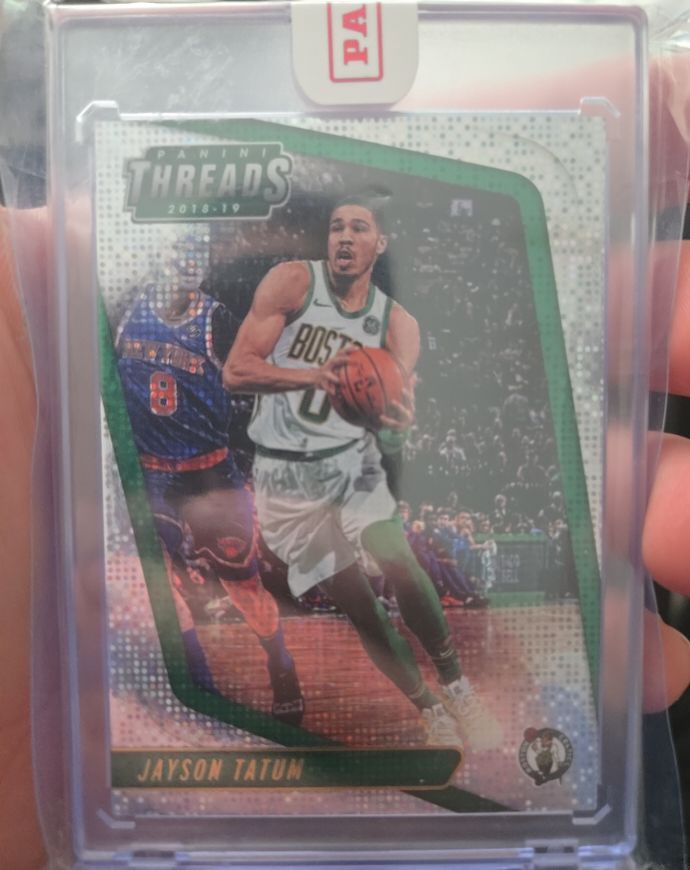 2018-19 Panini Threads #17 Jayson Tatum — front