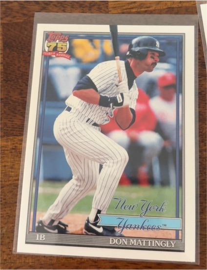 1991 Topps #T91-68 Don Mattingly — front