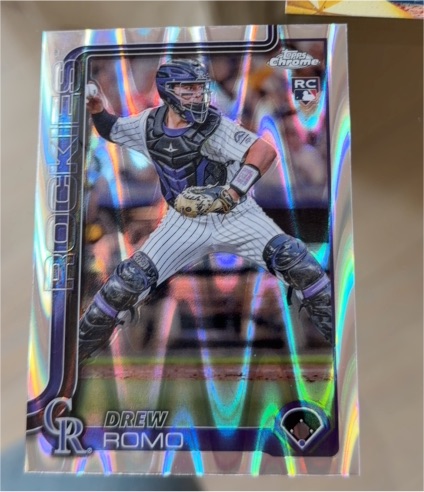 2025 Topps Chrome #124 Drew Romo RayWave Refractor RC — front