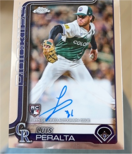 2025 Topps Chrome #RA-LP Luis Peralta Rookie Autographs — front