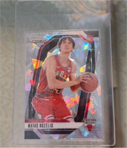 2024-25 Panini Prizm #252 Matas Buzelis — front