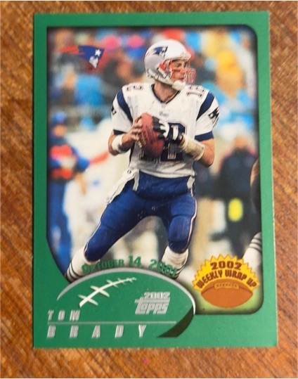 2002 Topps #295 Tom Brady Weekly Wrap Up — front