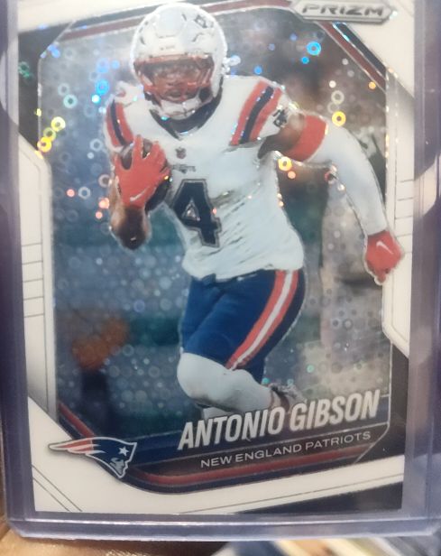 2025 Panini Prizm #224 Antonio Gibson — front