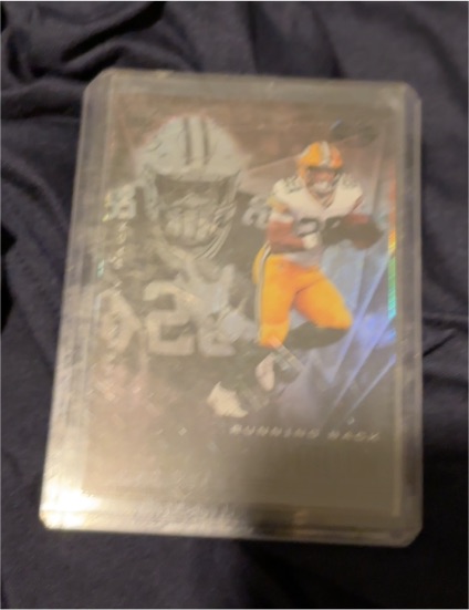2020 Panini Illusions #28 Aaron Jones — front